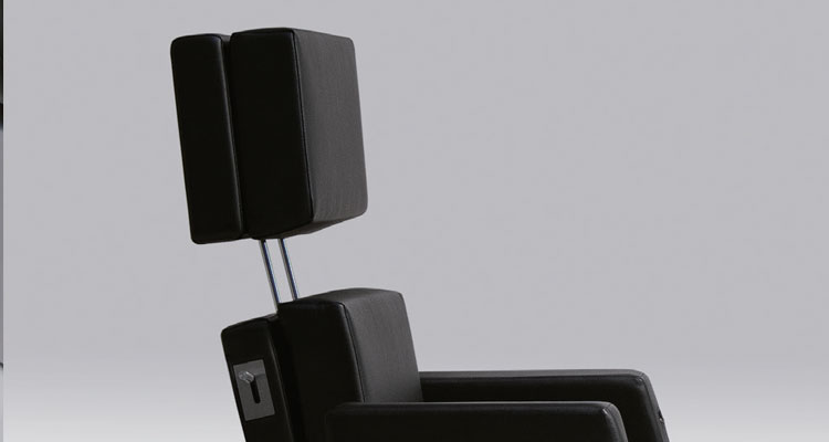 Luxurious black spa chair with adjustable headrest from Gharieni.