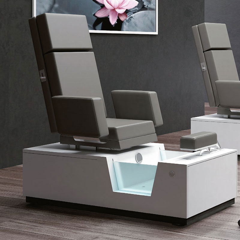 Luxurious Gharieni spa chair with sleek design for premium wellness experiences.